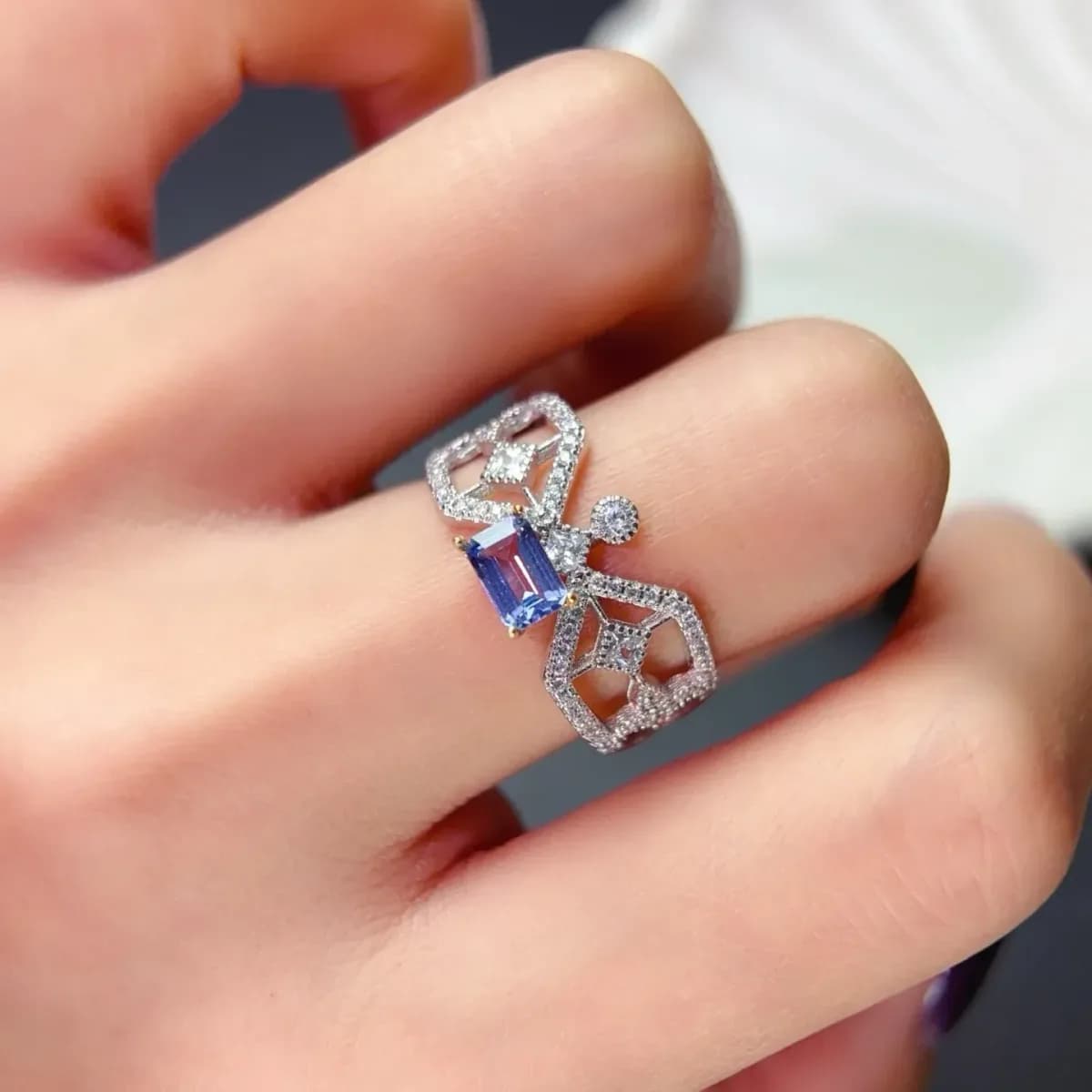 925 sterling silver tanzanite ring worn on the hand